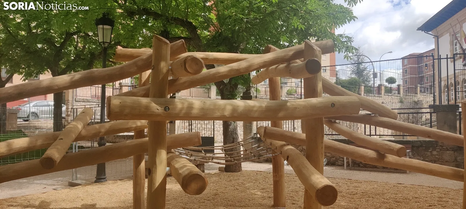 Foto 10 - Fotos | En madera, moderno y con grandes toboganes; as&iacute; luce el nuevo parque de la Arboleda