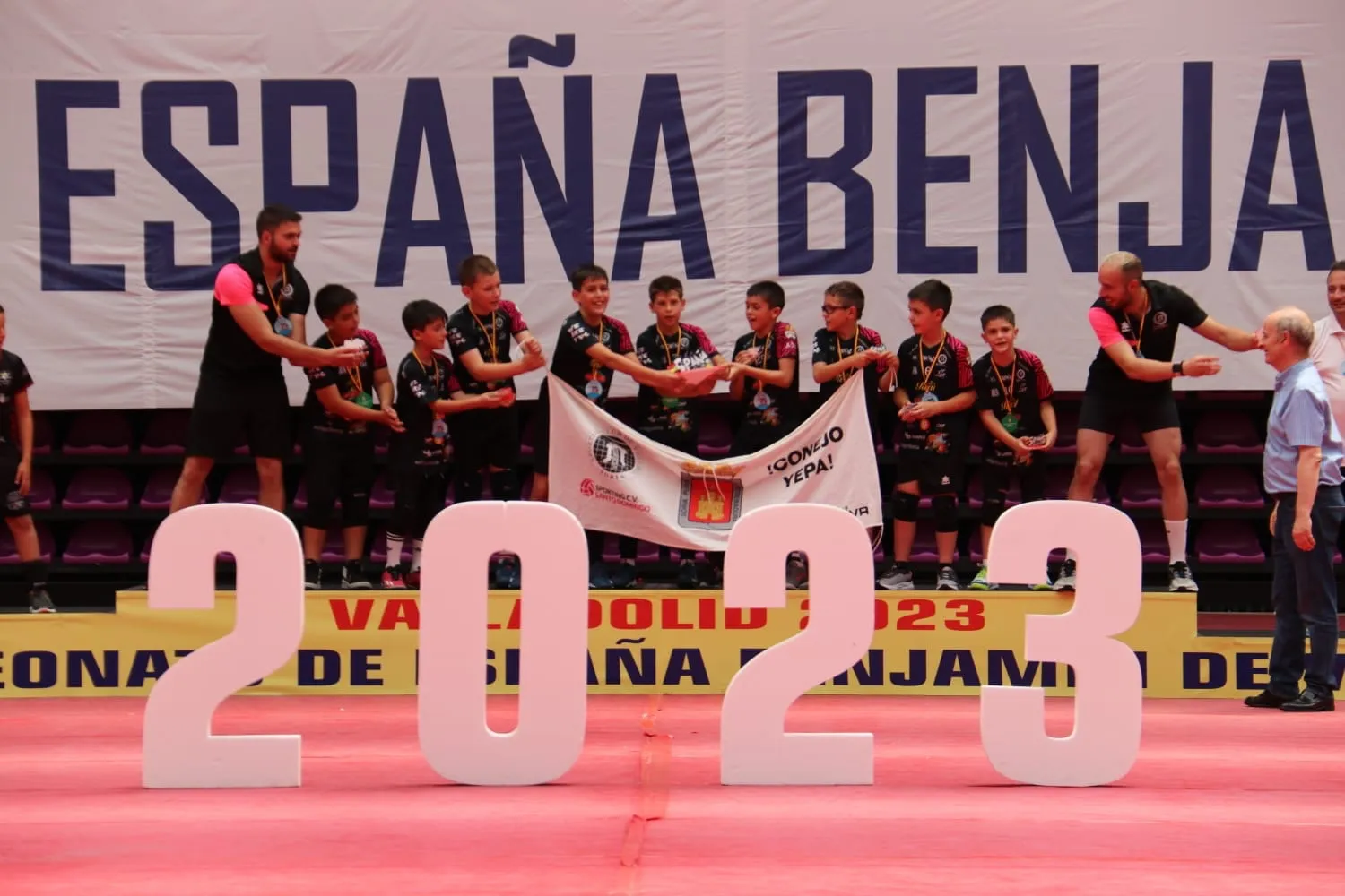 Foto 2 - Soria vuelve a contar con un campe&oacute;n de Espa&ntilde;a de Voleibol en las secciones de cantera tres d&eacute;cadas despu&eacute;s