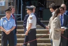 Foto 3 - La Guardia Civil y Soria arropan a Sergio Pe&ntilde;arroya, nuevo responsable de la Comandancia