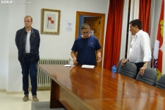 Foto 10 - San Pedro Manrique seguir&aacute; sin alcalde, por ahora: Se aplaza, entre tensi&oacute;n, la sesi&oacute;n para constituir el Ayuntamiento