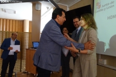 Una imagen de la despedida y homenaje a los docentes jubilados este año. /SN