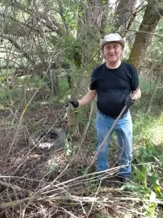 Foto 10 - Montejo de Tiermes recoge m&aacute;s de 2 toneladas de basura en sus montes 