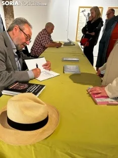 Foto 26 - Gran acogida en la I Feria del Libro de Medinaceli 