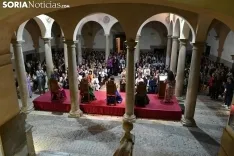 Foto 3 - &Aacute;greda da comienzo a sus fiestas con la presentaci&oacute;n su Reina y Damas