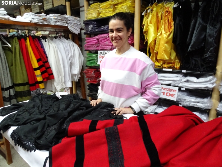 ¿Cuánto cuesta vestirse de piñorra para las fiestas de San Juan en Soria?