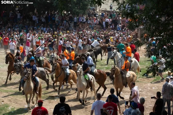 Revive el Jueves &lsquo;La Saca&rsquo;: Incre&iacute;bles v&iacute;deos de la salida desde varios &aacute;ngulos, sanjuanea con Patri o el minuto a minuto | Imagen 3