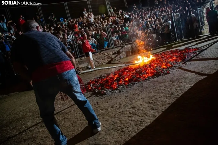 Paso del Fuego De San Pedro Manrique 2023