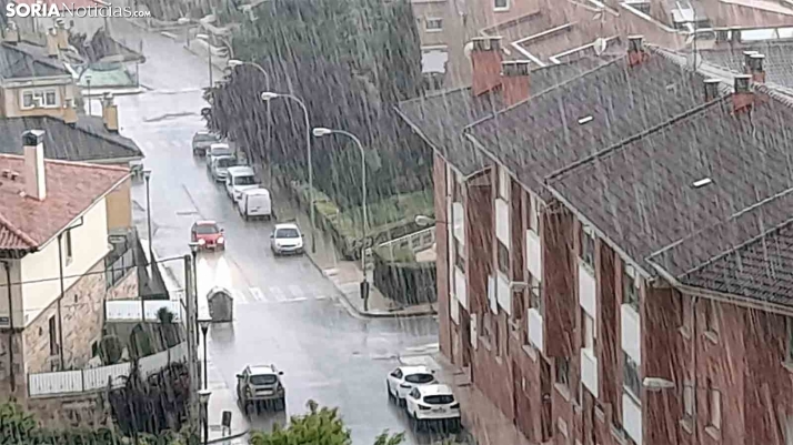 Vuelven esta tarde las tormentas, que dejaron ayer 36,4 litros por metro cuadrado en la capital