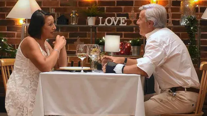 Un antiguo alcalde de Soria busca el amor en First Dates y sorprende por su destreza sexual