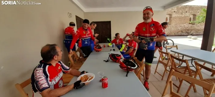 50 ciclistas se unen para "peregrinar" a La Virgen de los Milagros