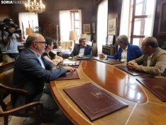 Foto 8 - EN FOTOS | El Ministro Jos&eacute; Luis Escriv&aacute; se re&uacute;ne con Carlos Mart&iacute;nez para tratar el avance de proyectos en la ciudad