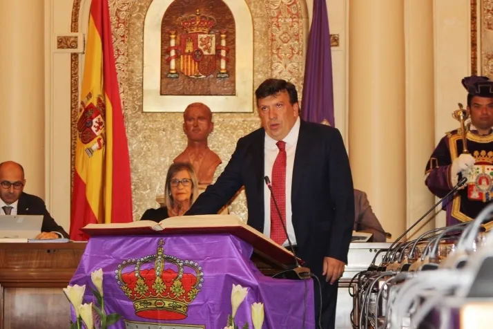 El pleno de constituci&oacute;n de la Diputaci&oacute;n Provincial, en im&aacute;genes