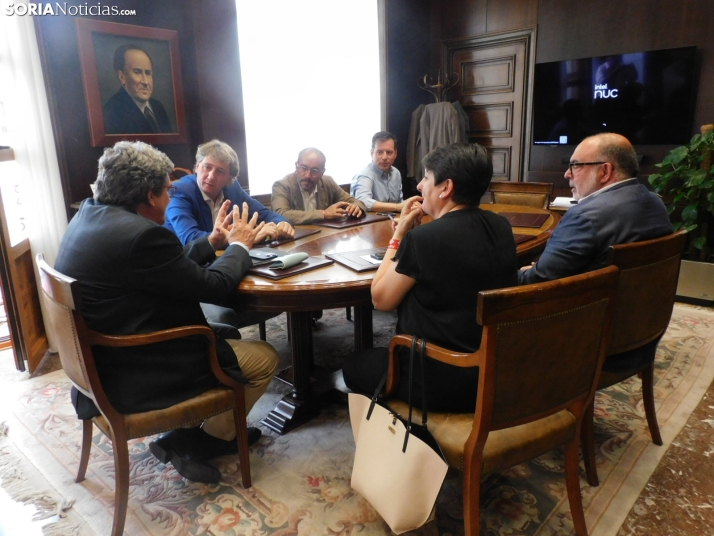 EN FOTOS | El Ministro Jos&eacute; Luis Escriv&aacute; se re&uacute;ne con Carlos Mart&iacute;nez para tratar 