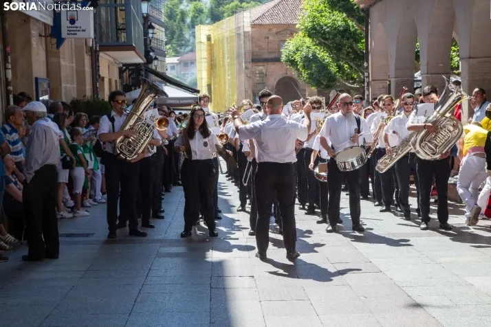 Desfile Domingo de Calderas 2023