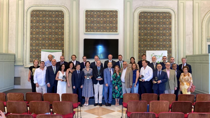 La Farmacia de Castilla y León rinde homenaje a los equipos de gobierno que han liderado CONCYL   