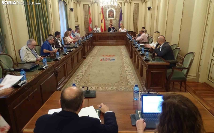 108 segundos: Así ha sido el último pleno provincial de la legislatura