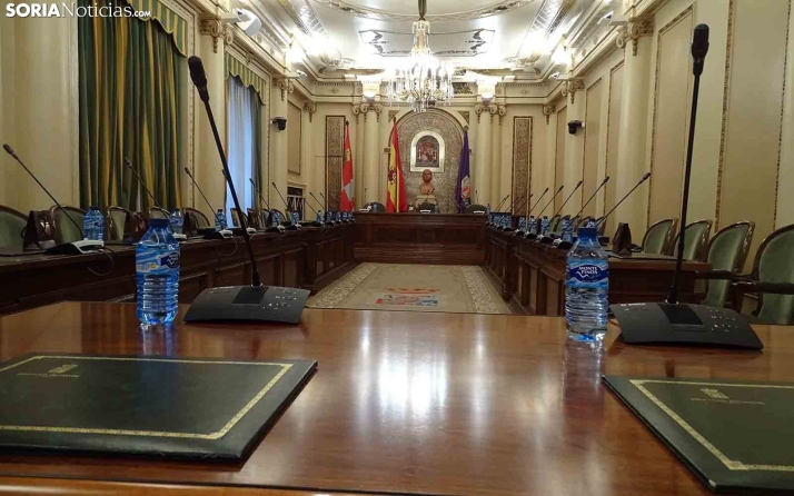 El pleno constituyente de la Diputación, aplazado