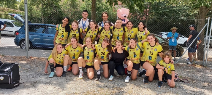 Si tienes menos de 16 años y quieres jugar al balonmano en Soria, es tu momento