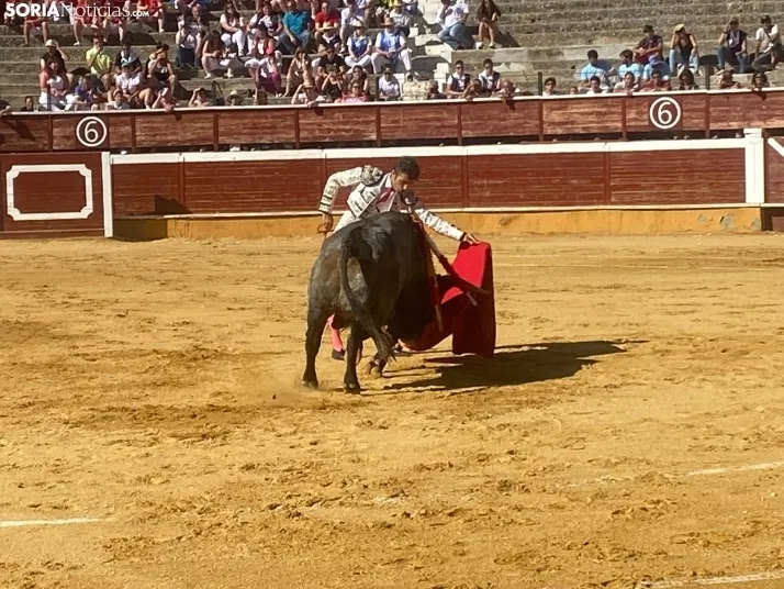 FOTOS Y CR&Oacute;NICA | As&iacute; ha transcurrido la corrida de toros del S&aacute;bado Ag&eacute;s