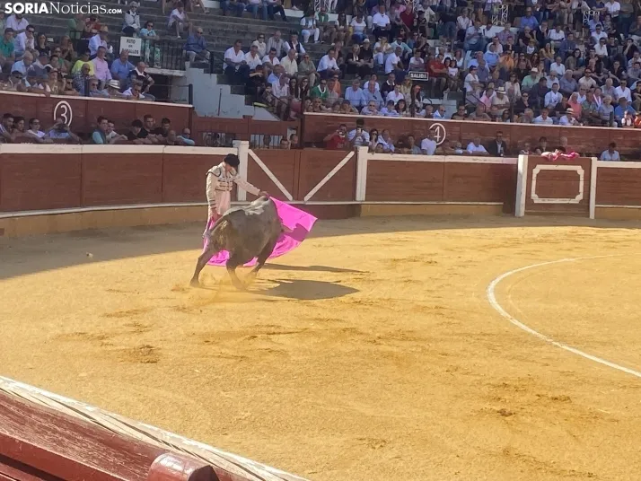 FOTOS Y CR&Oacute;NICA | As&iacute; ha transcurrido la corrida de toros del S&aacute;bado Ag&eacute;s