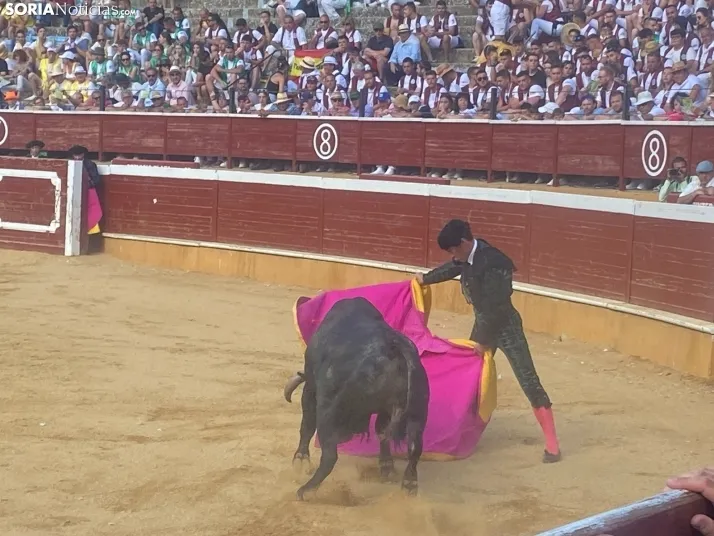 FOTOS Y CR&Oacute;NICA | As&iacute; ha transcurrido la corrida de toros del S&aacute;bado Ag&eacute;s