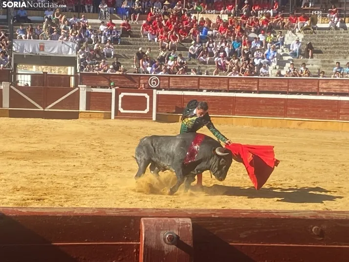 FOTOS Y CR&Oacute;NICA | As&iacute; ha transcurrido la corrida de toros del S&aacute;bado Ag&eacute;s