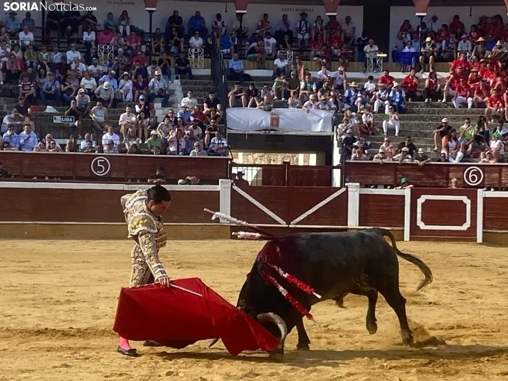 FOTOS Y CR&Oacute;NICA | As&iacute; ha transcurrido la corrida de toros del S&aacute;bado Ag&eacute;s
