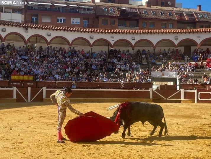 FOTOS Y CR&Oacute;NICA | As&iacute; ha transcurrido la corrida de toros del S&aacute;bado Ag&eacute;s