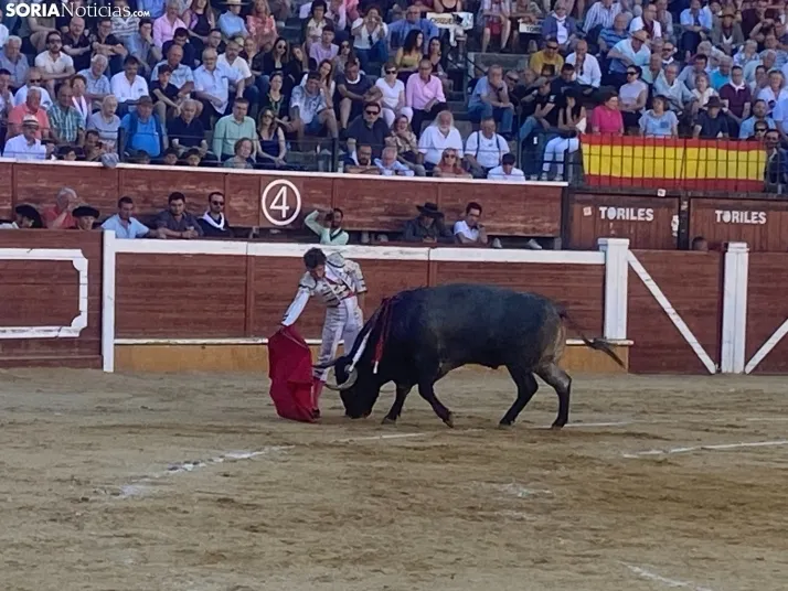 FOTOS Y CR&Oacute;NICA | As&iacute; ha transcurrido la corrida de toros del S&aacute;bado Ag&eacute;s