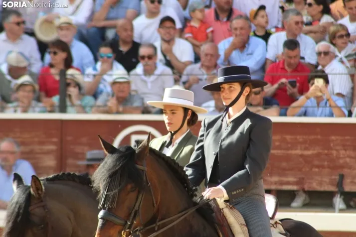 EN FOTOS | Corrida de Toros del Domingo de Calderas