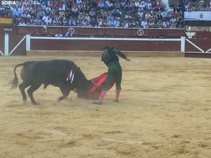 FOTOS Y CR&Oacute;NICA | As&iacute; ha transcurrido la corrida de toros del S&aacute;bado Ag&eacute;s