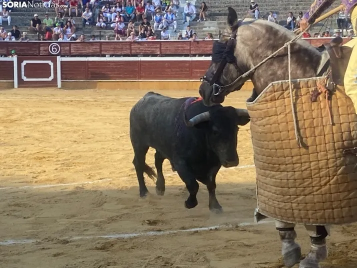 FOTOS Y CR&Oacute;NICA | As&iacute; ha transcurrido la corrida de toros del S&aacute;bado Ag&eacute;s