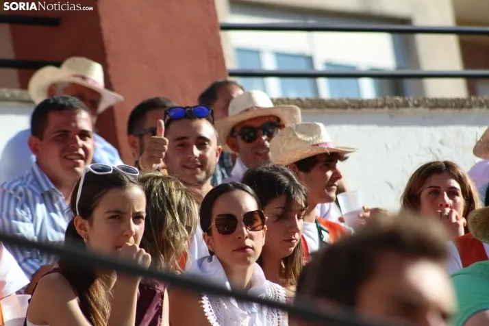 EN FOTOS | Corrida de Toros del Domingo de Calderas