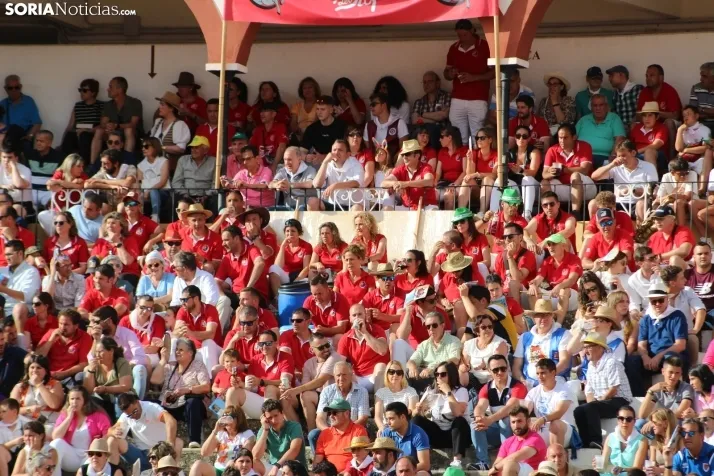 EN FOTOS | Corrida de Toros del Domingo de Calderas