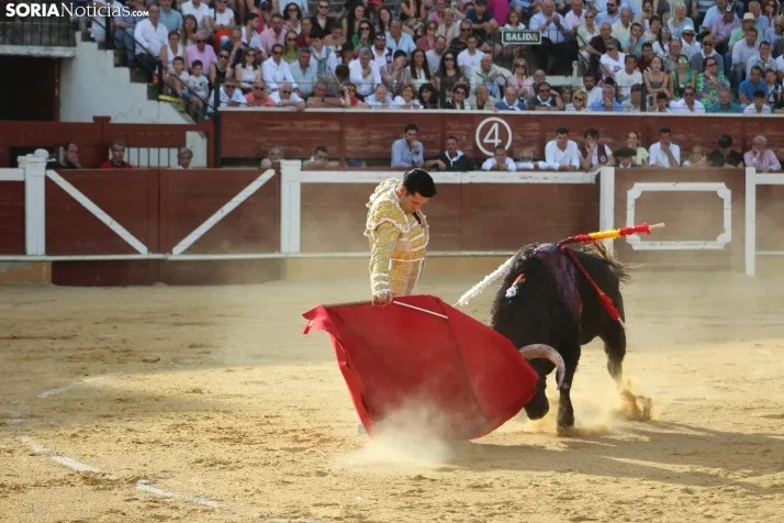EN FOTOS | Corrida de Toros del Domingo de Calderas