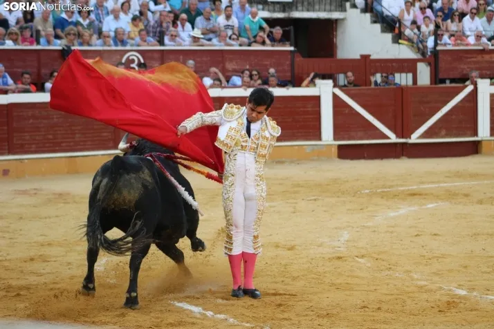EN FOTOS | Corrida de Toros del Domingo de Calderas