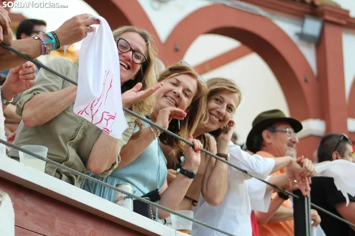 EN FOTOS | Corrida de Toros del Domingo de Calderas