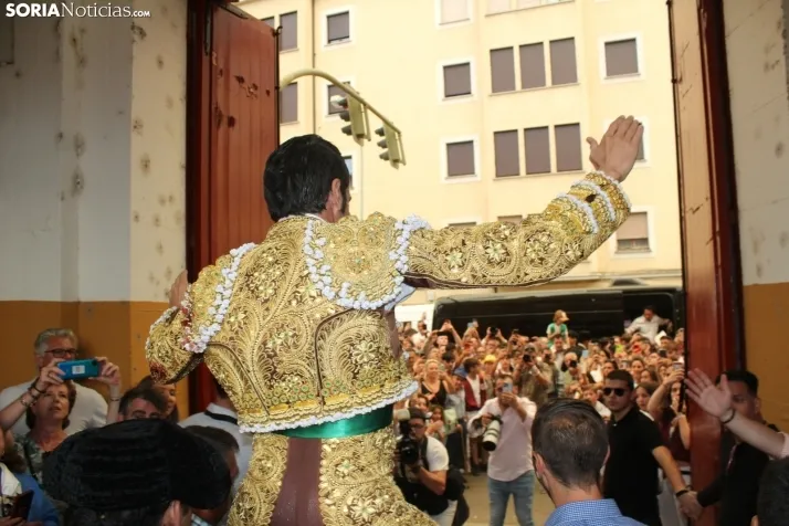 EN FOTOS | Corrida de Toros del Domingo de Calderas