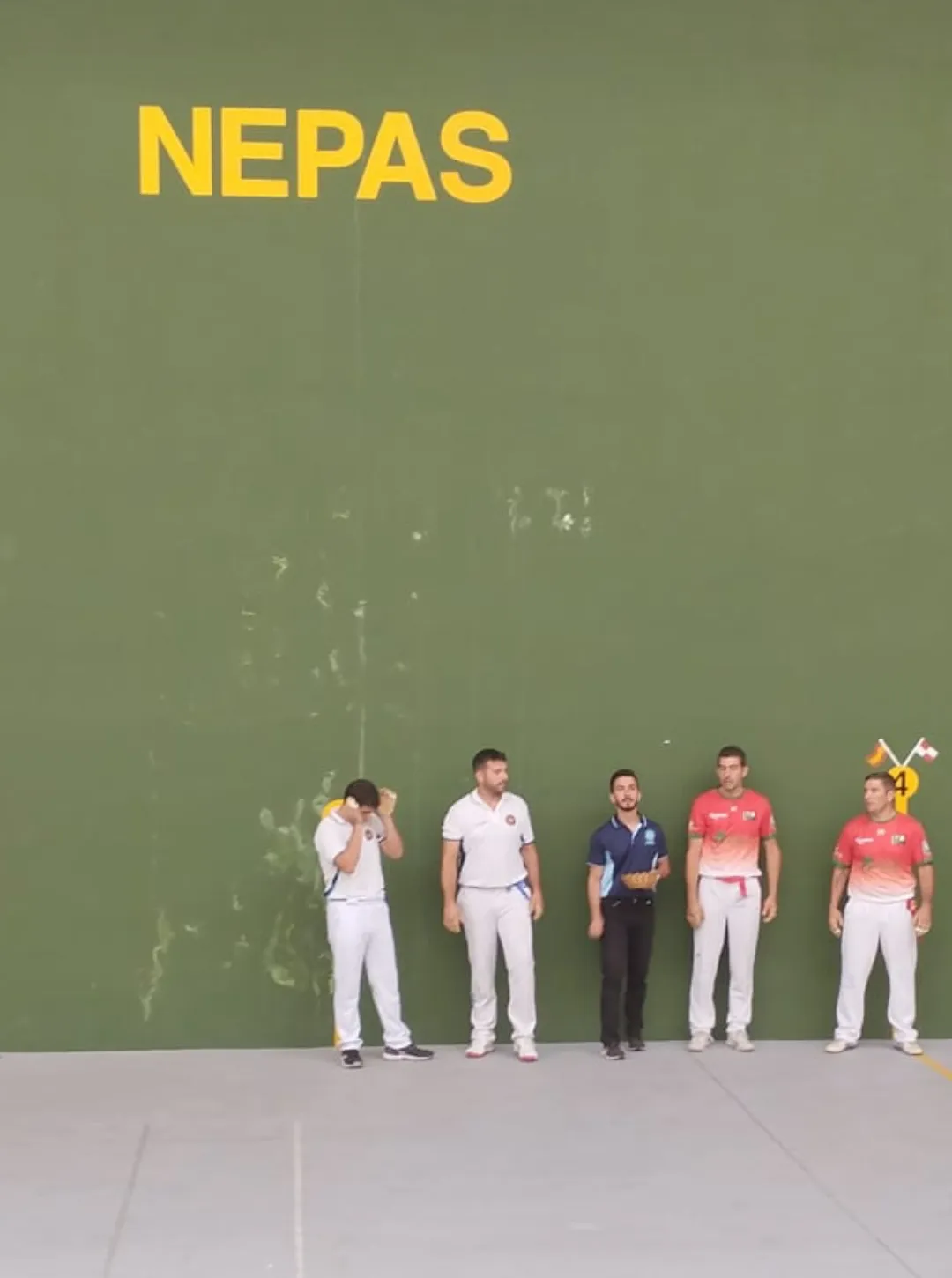 Foto 2 - Nepas celebra su tradicional torneo de pelota con pelotaris de alto nivel