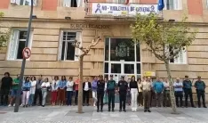 Una imagen de la concentración ante la sede de la Subdelegación del Gobierno. /SdG