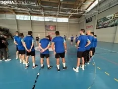 Foto 5 - El BM Soria echa andar con una plantilla &ldquo;con la que vamos a disfrutar en Primera Nacional&rdquo;
