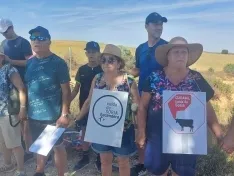Foto 5 - Fotos: Casi 300 personas del Coto Redondo de Fuentearmegil piden m&aacute;s protecci&oacute;n antes las macrogranjas