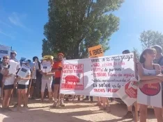 Foto 9 - Fotos: Casi 300 personas del Coto Redondo de Fuentearmegil piden m&aacute;s protecci&oacute;n antes las macrogranjas