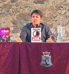 Foto 3 - Jes&uacute;s Cintora presenta sus dos &uacute;ltimos libros en &Aacute;greda