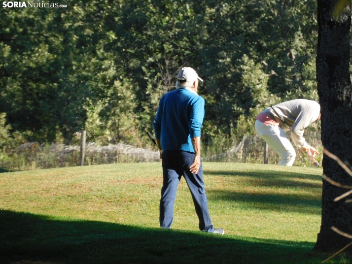 EN FOTOS | 100 golfistas se dan cita en el Torneo de Golf para celebrar los 20 a&ntilde;os del club soriano