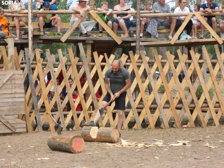 FOTO A FOTO | Emocionante concurso de corte de troncos en Vinuesa