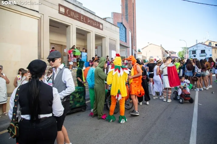 Desfile de disfraces Tardelcuende 2023