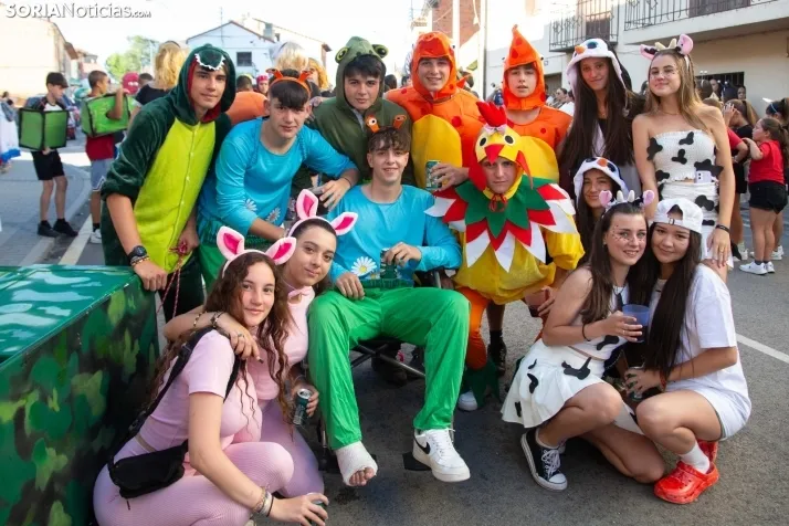 Desfile de disfraces Tardelcuende 2023