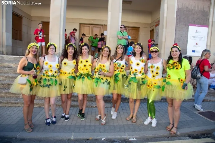 Desfile de disfraces Tardelcuende 2023