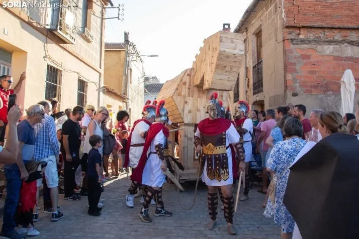 Desfile de disfraces Tardelcuende 2023